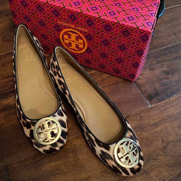 NIB Tory Burch Benton 25MM Hair Calf Ballet